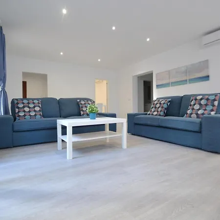 Apartamento Jasmine 1 *